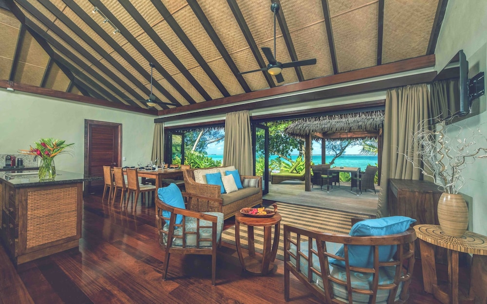Nautilus Resort 54/77