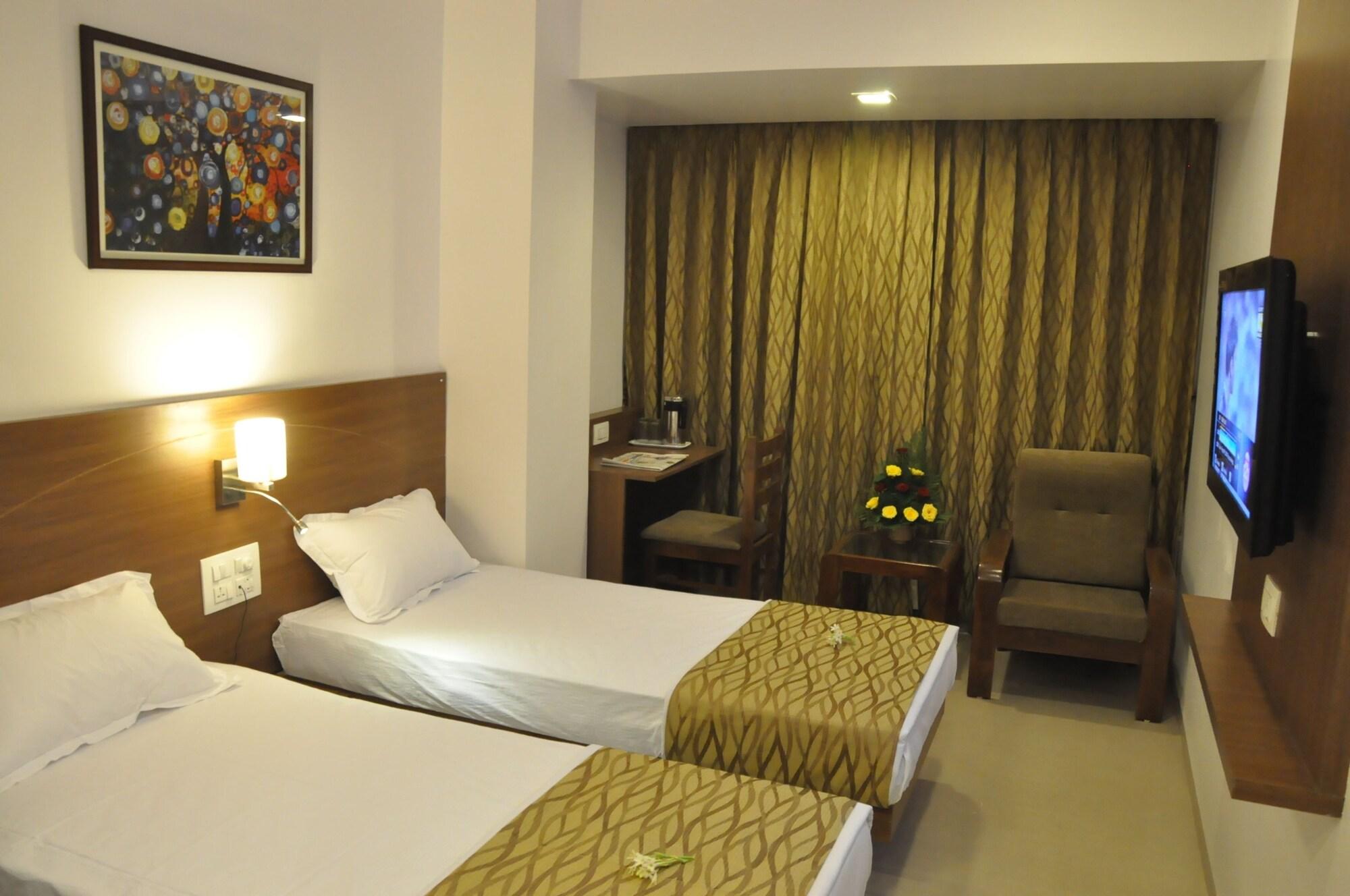 HOTEL KALYAN FATEHGUNJ 6/15