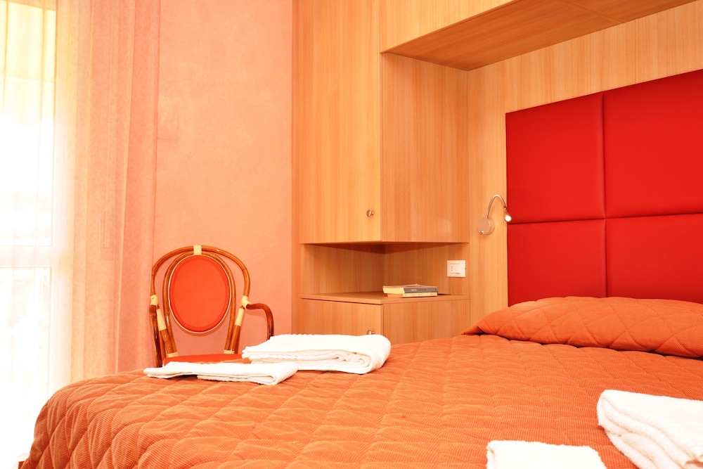 Hotel Azzurra 15/50