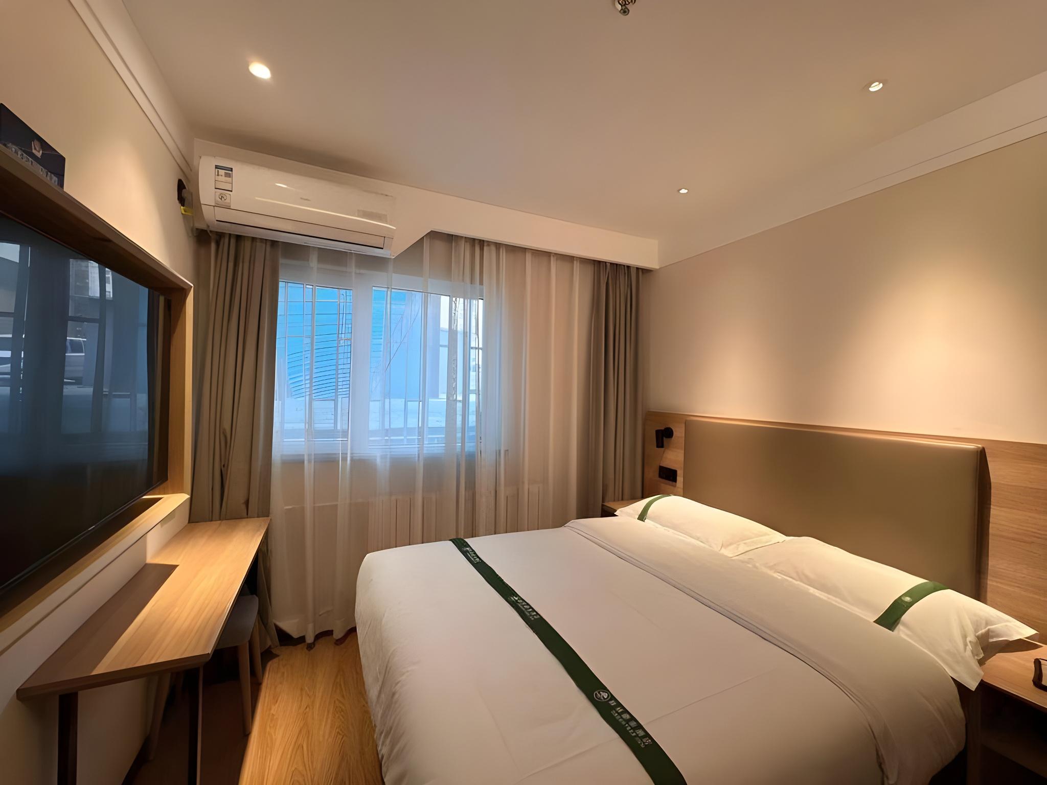 شقة بسرير مزدوج
