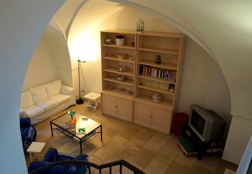 Palazzo Guglielmo Albergo Diffuso 57/79