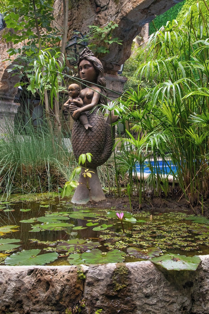 Quinta Real Guadalajara 71/74