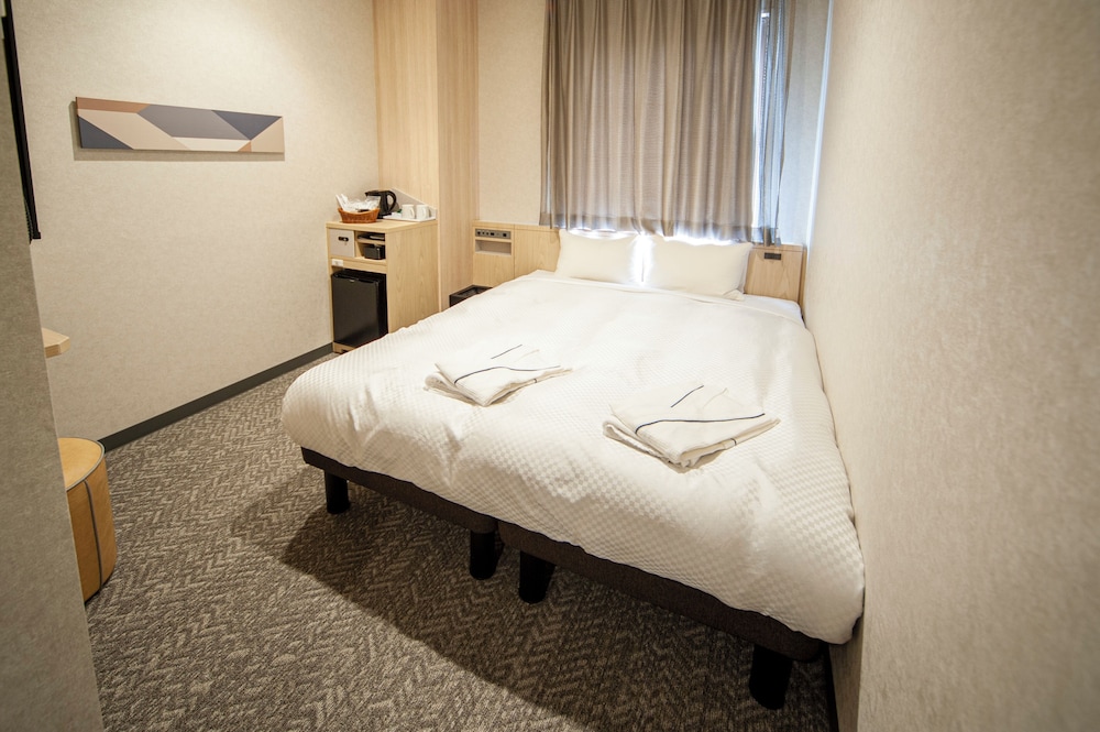 BASIC, DOUBLE BED