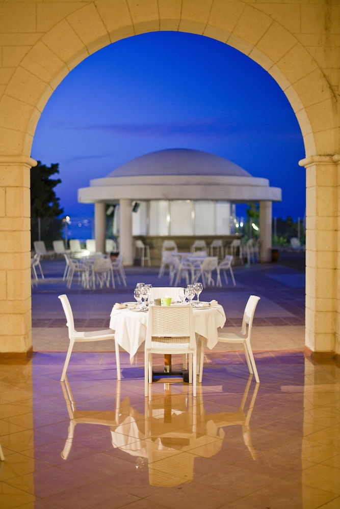 Kipriotis Panorama Hotel and Suites 31/66