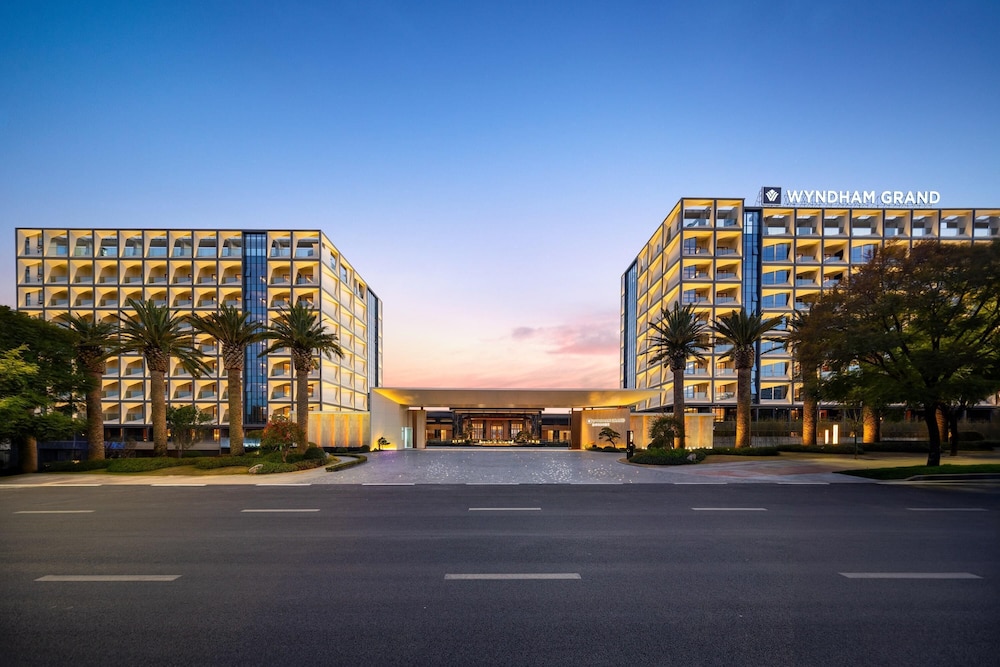 Wyndham Grand Tengchong Hot Spring 10/72