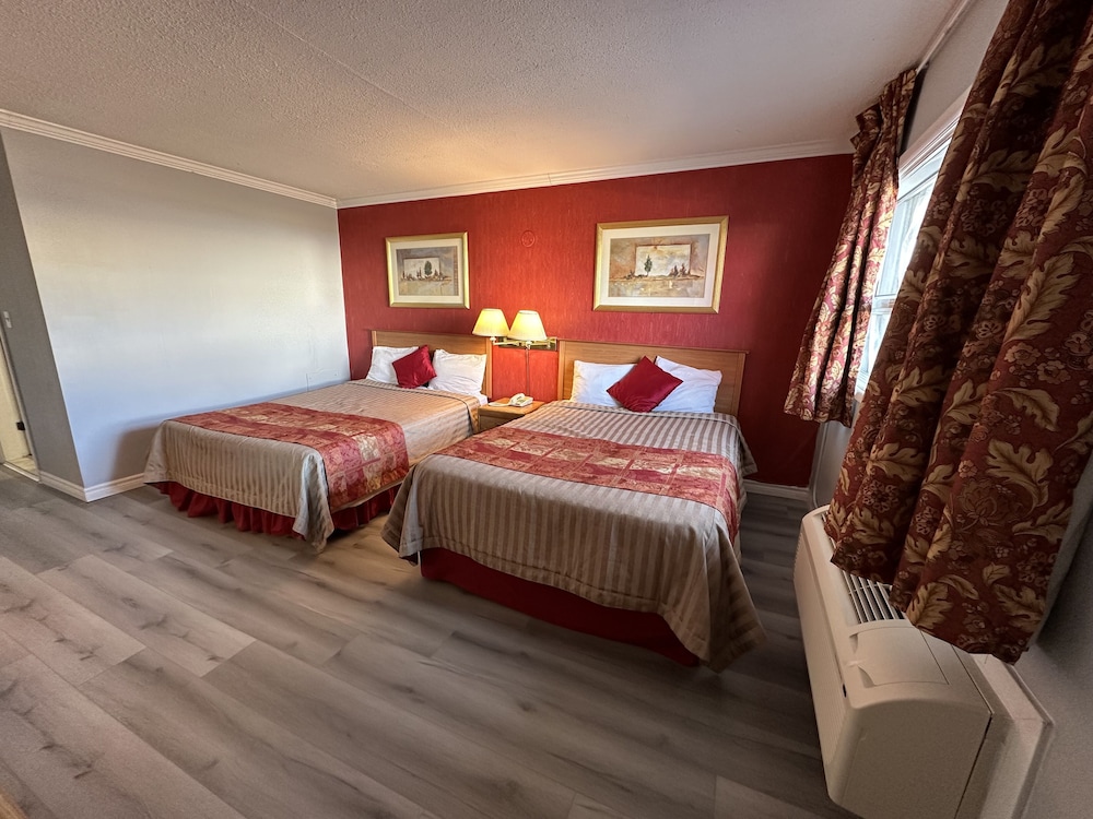 Motel6 Cornwall, On 23/57