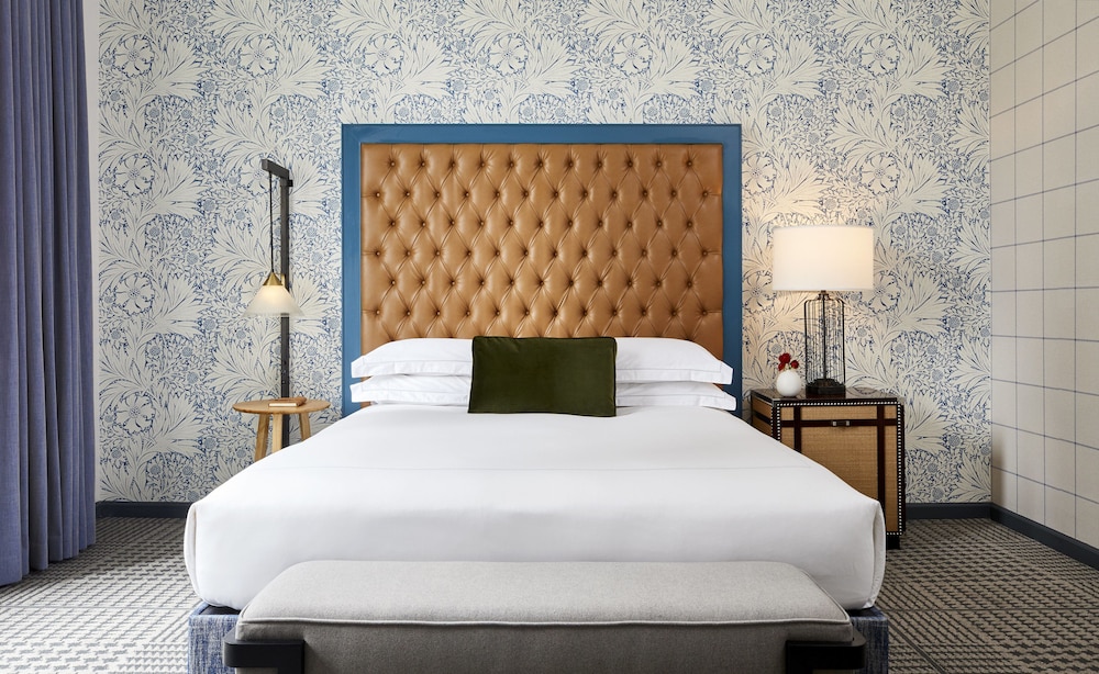 Kimpton Hotel Monaco Denver 8/75
