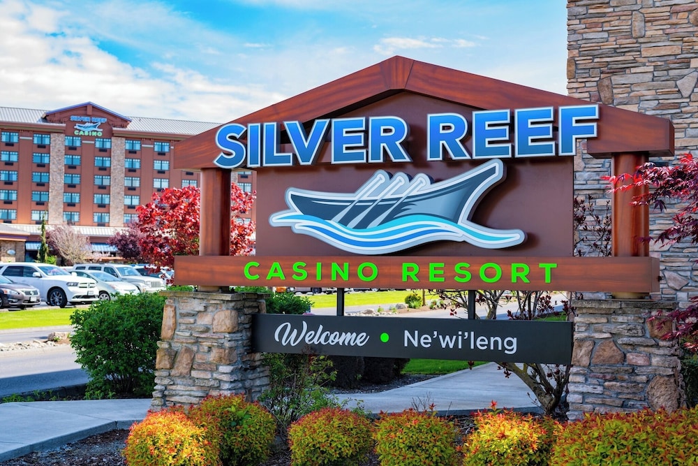 Silver Reef Hotel Casino Spa 3/50