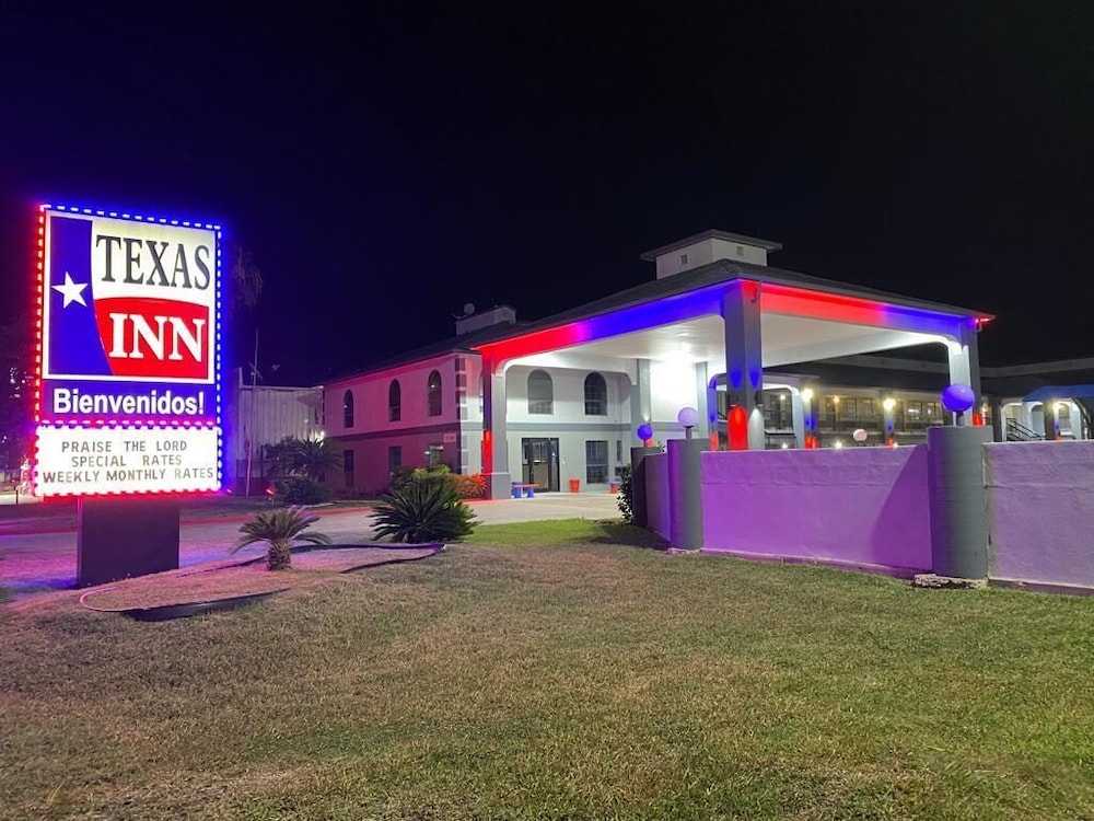 Texas Inn & Suites Raymondville 8/55
