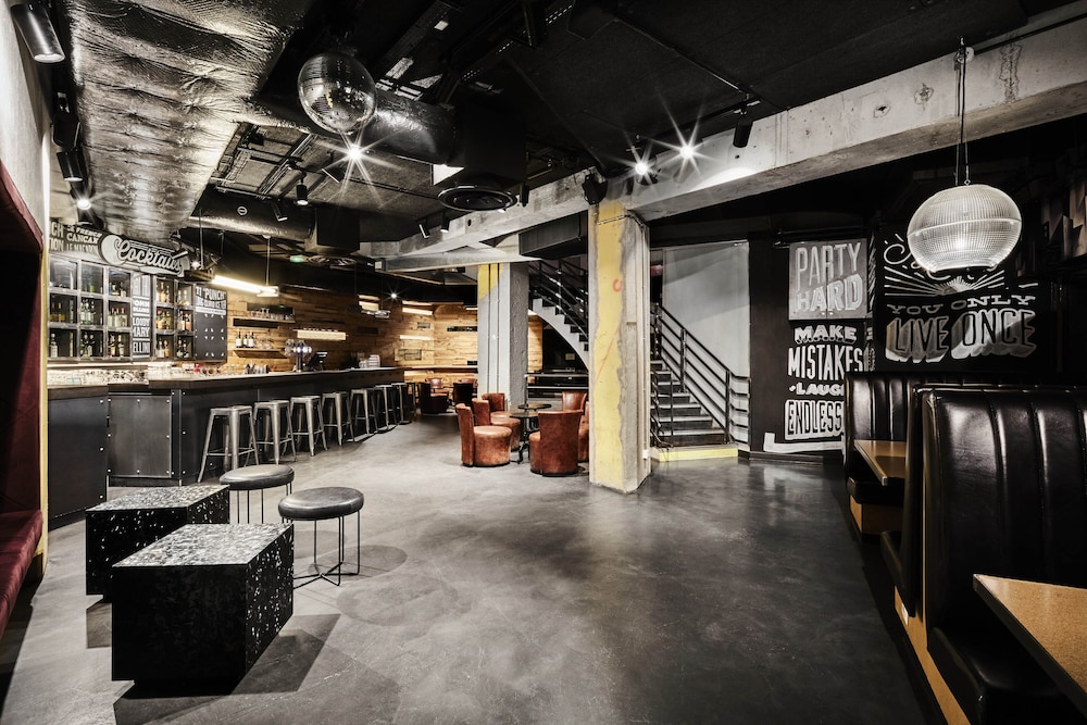 Generator Hostel Paris 57/74