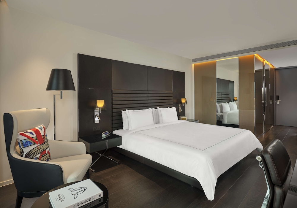 Art, Deluxe, King Bed، Art’otel London Hoxton 2/3