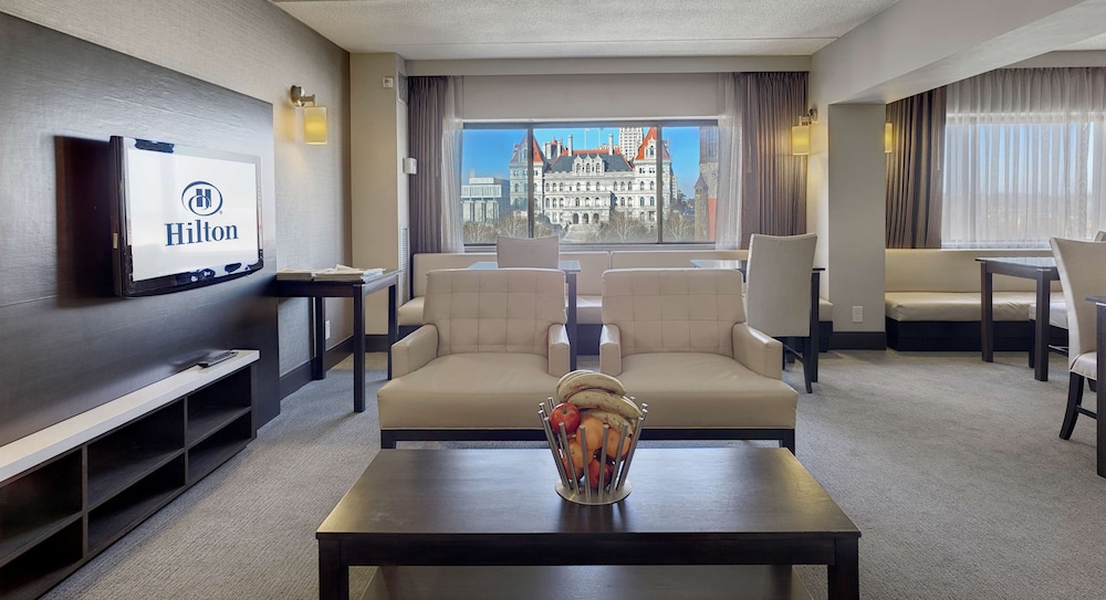 Hilton Albany 39/80