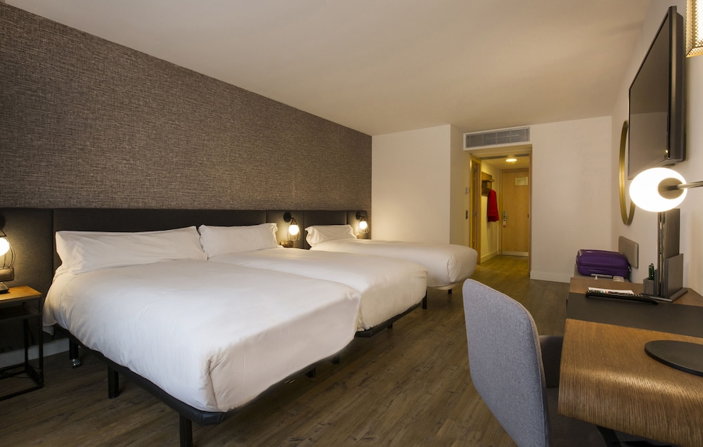 Yomo Centric Hotel 16/50