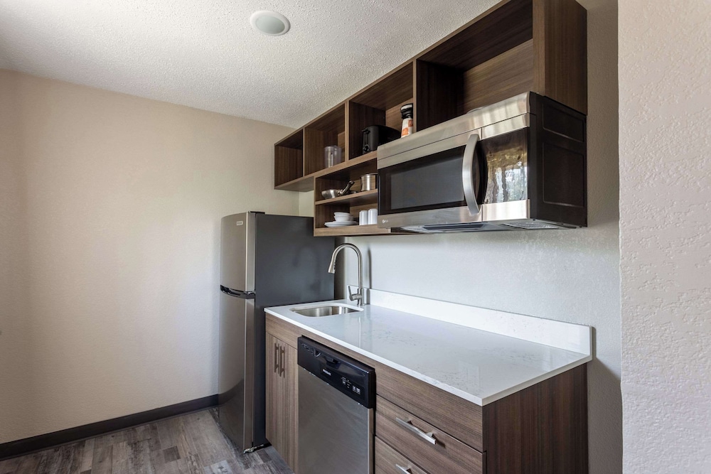 MainStay Suites Bourbonnais - Kankakee 47/47