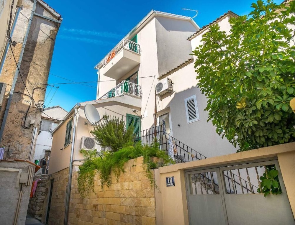 Split Allure Apartments 30/37