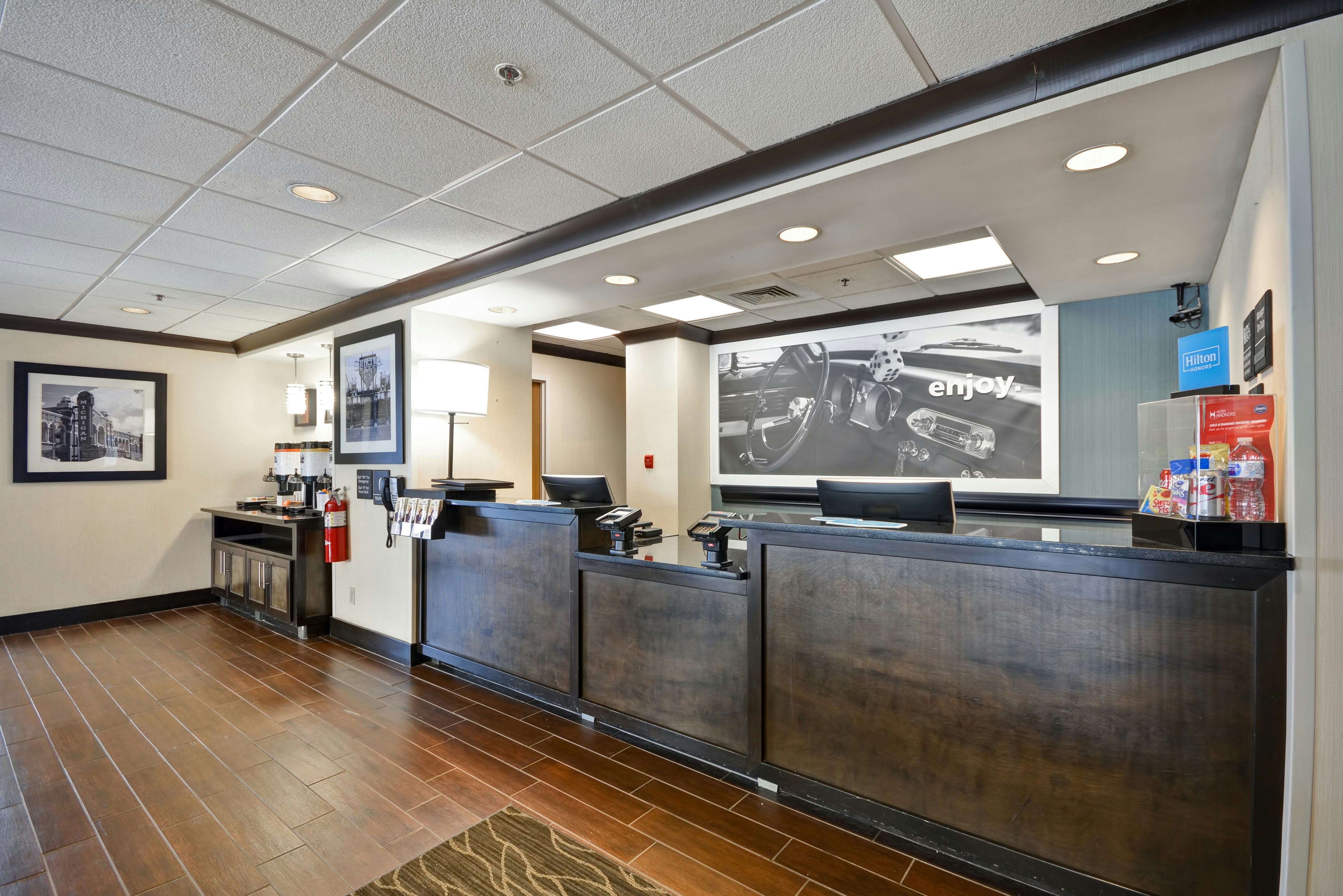 Hampton Inn Detroit Northville 4/56