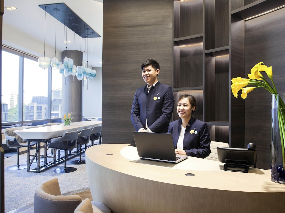 NOVOTEL SINGAPORE ON STEVENS 16/73