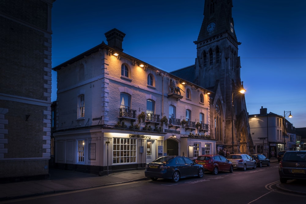 The Golden Lion 63/66
