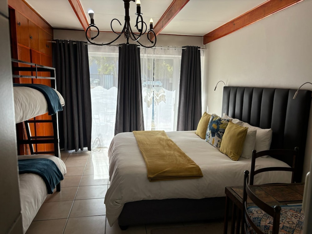 Angels Haven Guesthouse 7/49