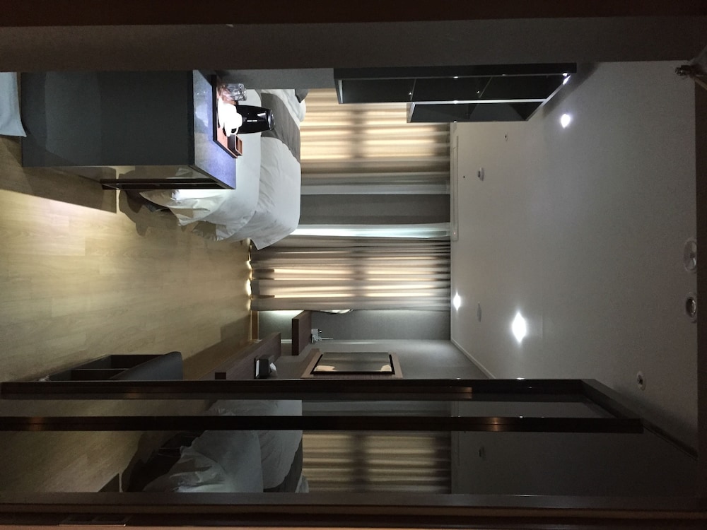Hotel Lart Gimpo 35/78