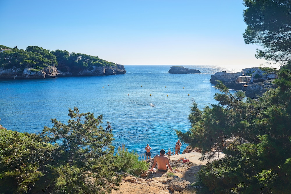 Inturotel Cala Azul Park 65/71