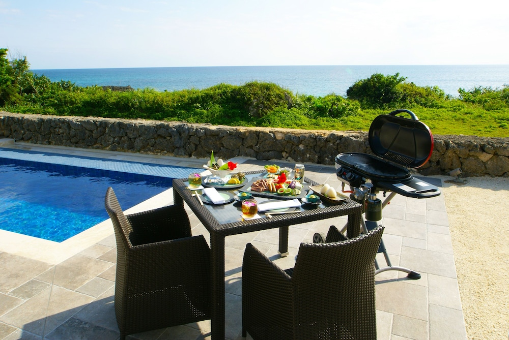 Villabu Resort 48/63