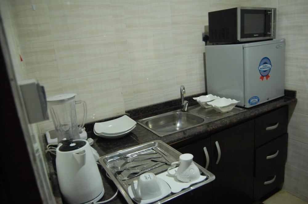 E-Suite Hotel 31/37