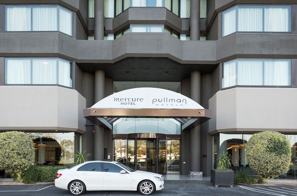Mercure Melbourne Albert Park 3/72