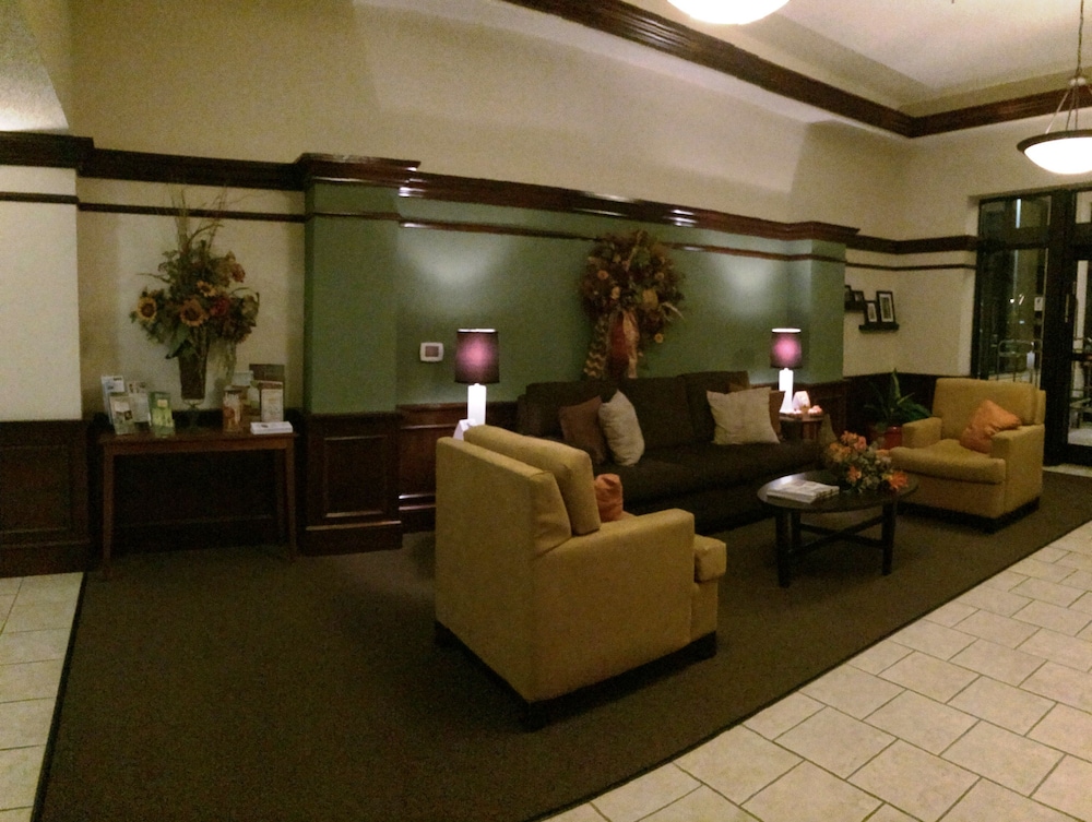 Sleep Inn & Suites Danville Hwy 58 28/35