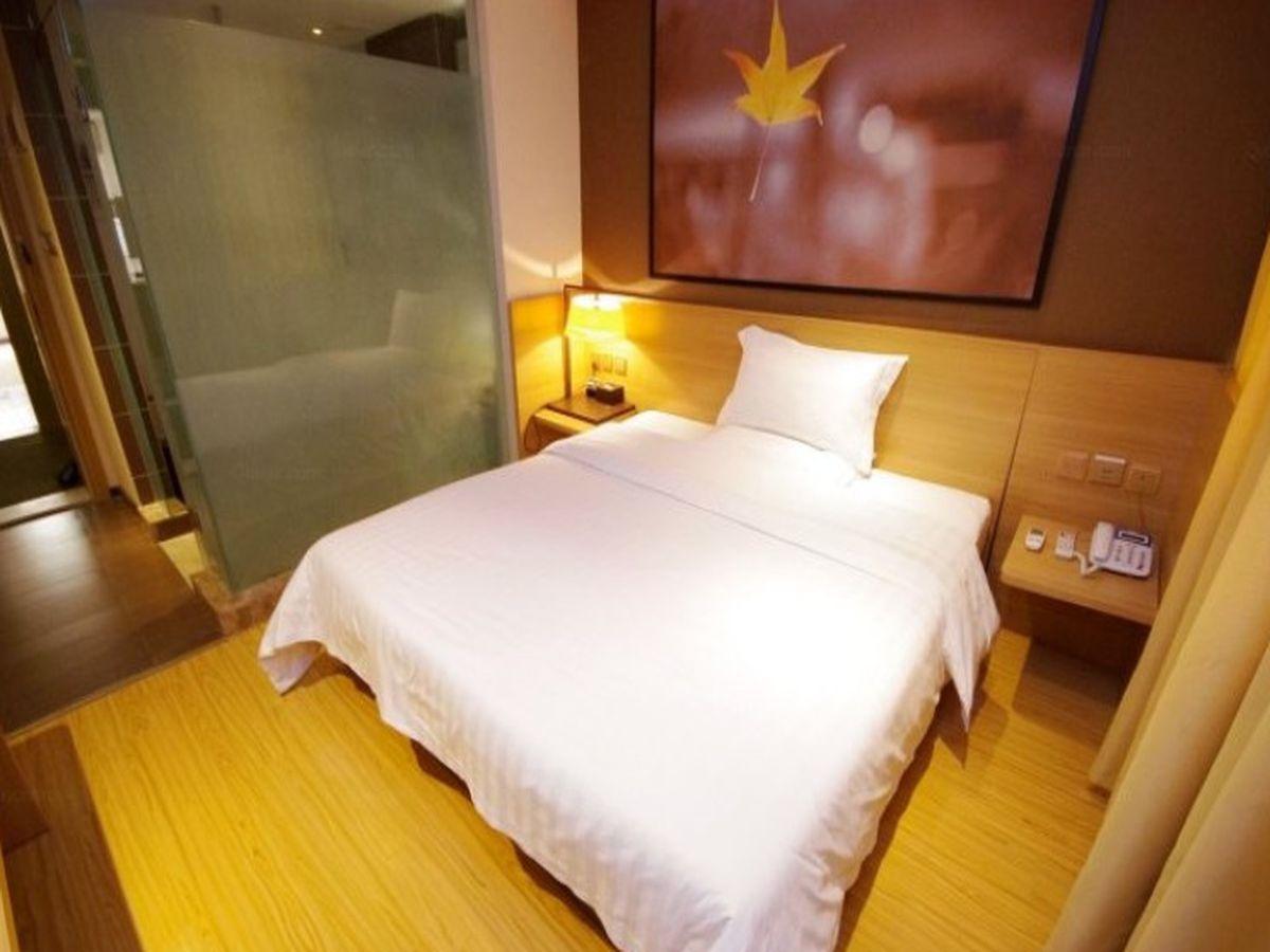 7 Days Sunshine Hotel (Yibin Nanxi Wenhua Road Xinglong Street) 14/33