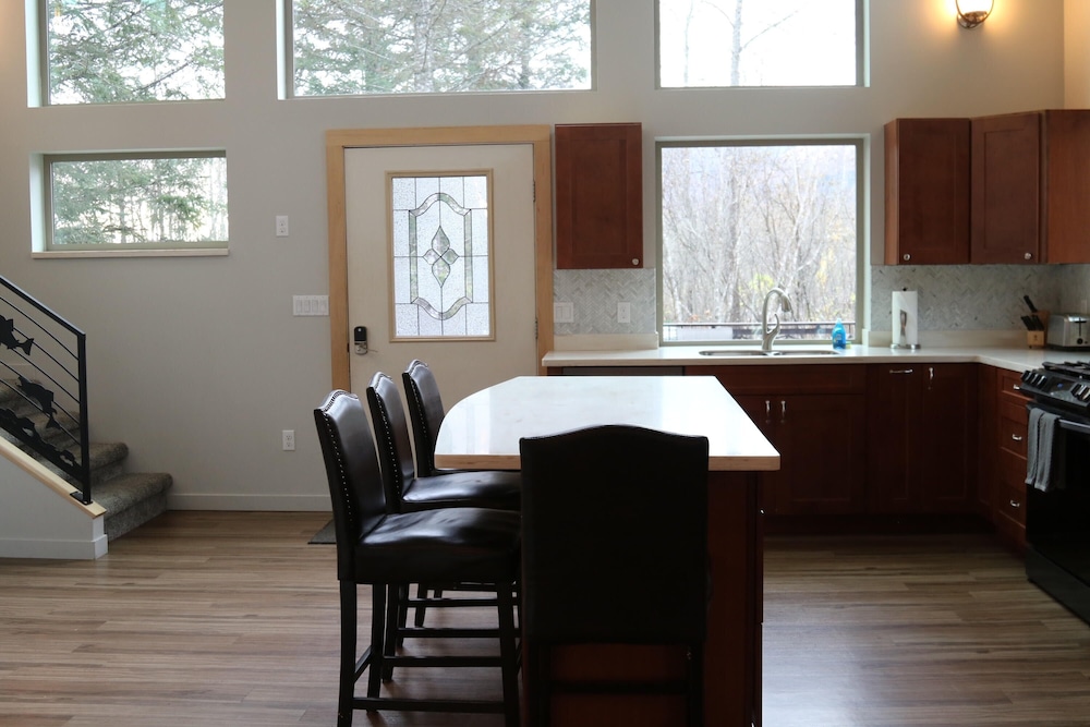 Spruce Lodge 14/49