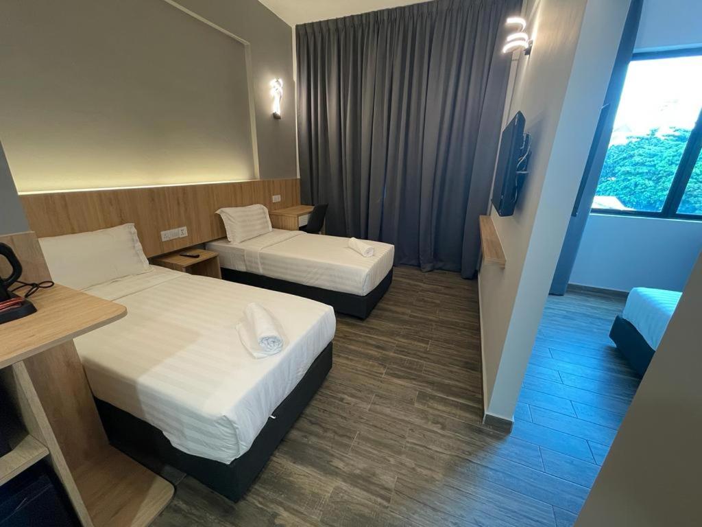 Citi Plaza Hotel & Suites 19/48