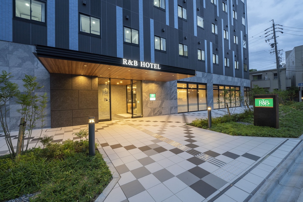 R&B Hotel Nagoya Shinkansen-guchi 23/24