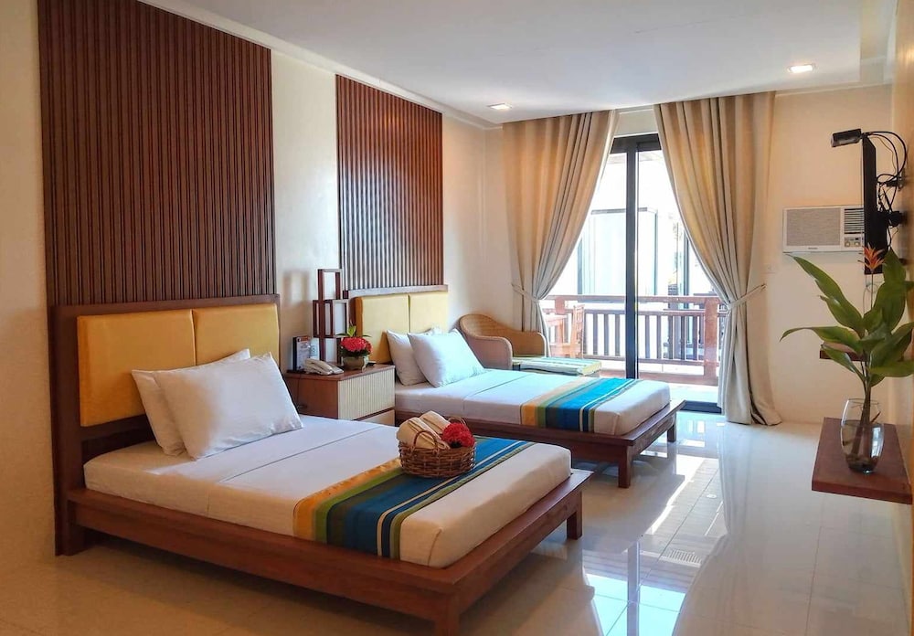 Puerto Del Sol Beach Resort 15/48