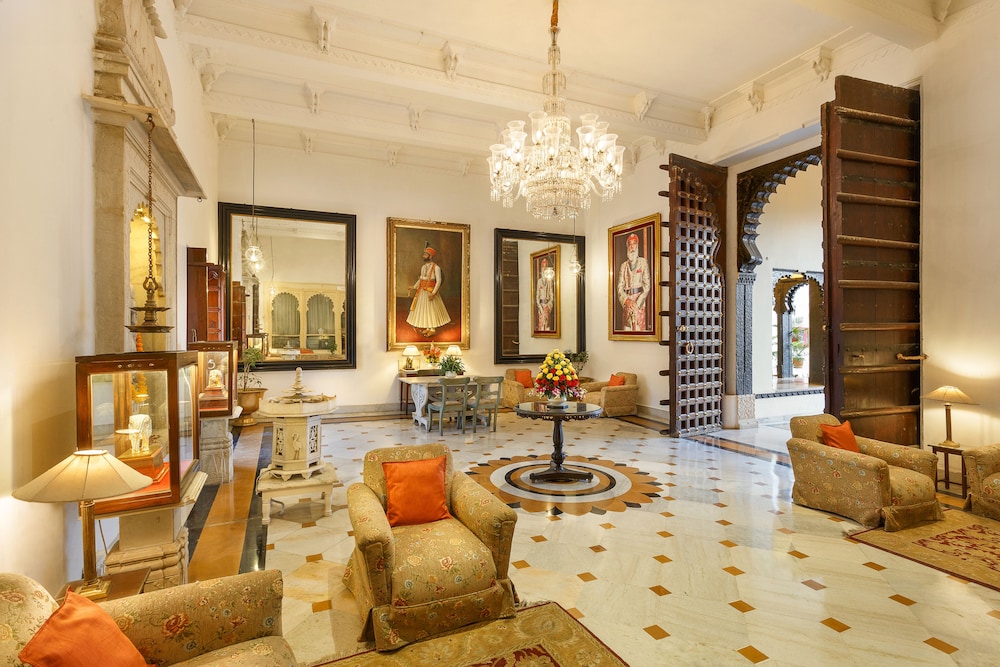 Shiv Niwas Palace 46/71