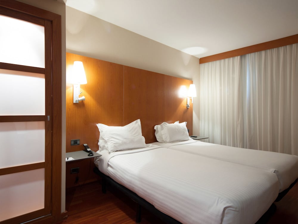 Hotel Ciutat Martorell 26/60