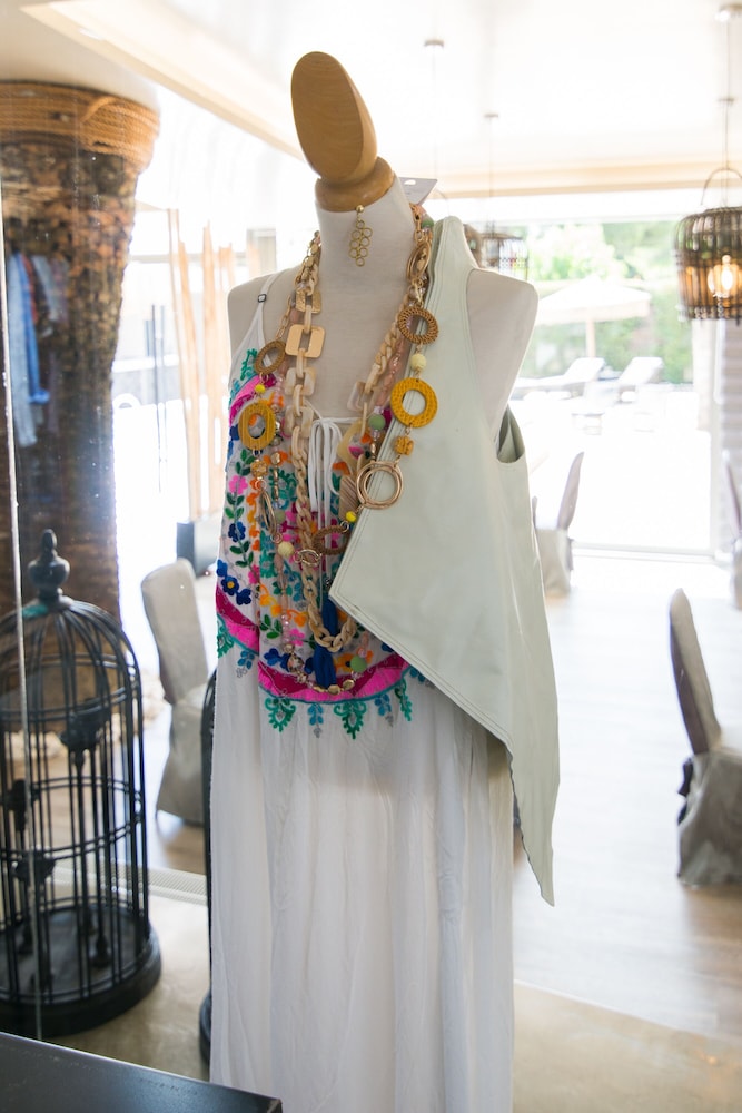 Mikelina Boutique Hotel 58/67