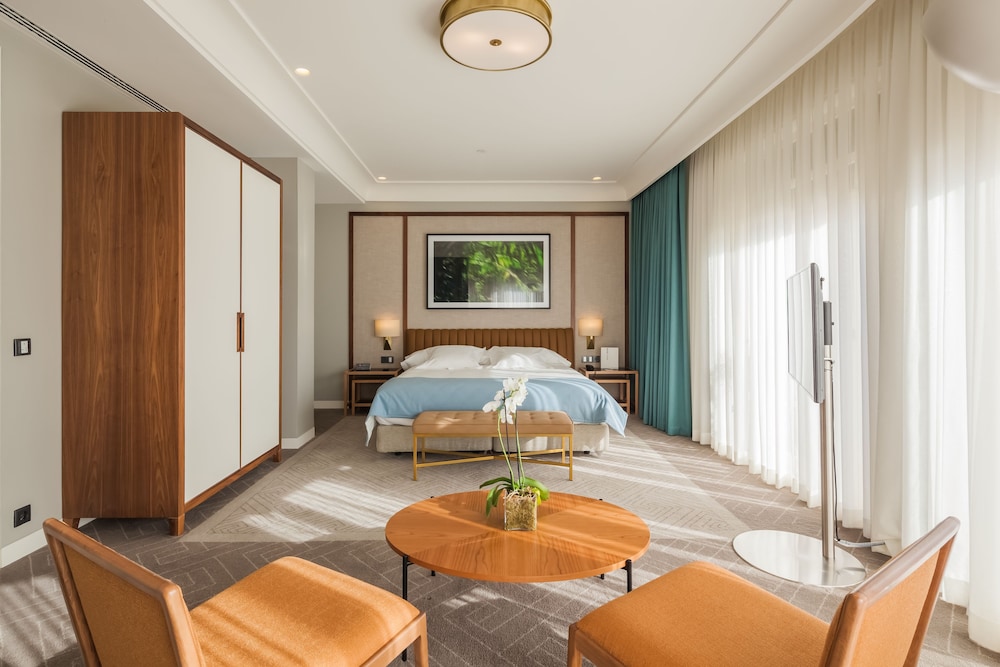 جناح مفرد، Vincci Porto 3/6