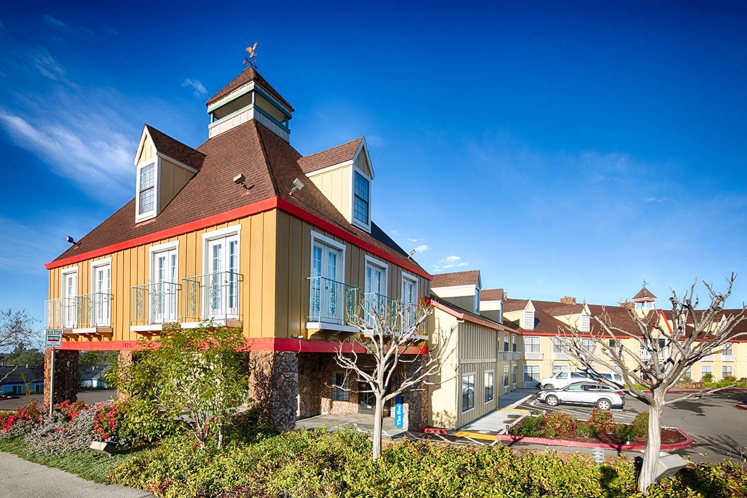 Red Lion Inn & Suites Auburn 8/36