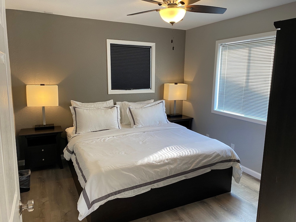 2 Bedrooms, Beach House, Deluxe, Suite, 2 King Beds