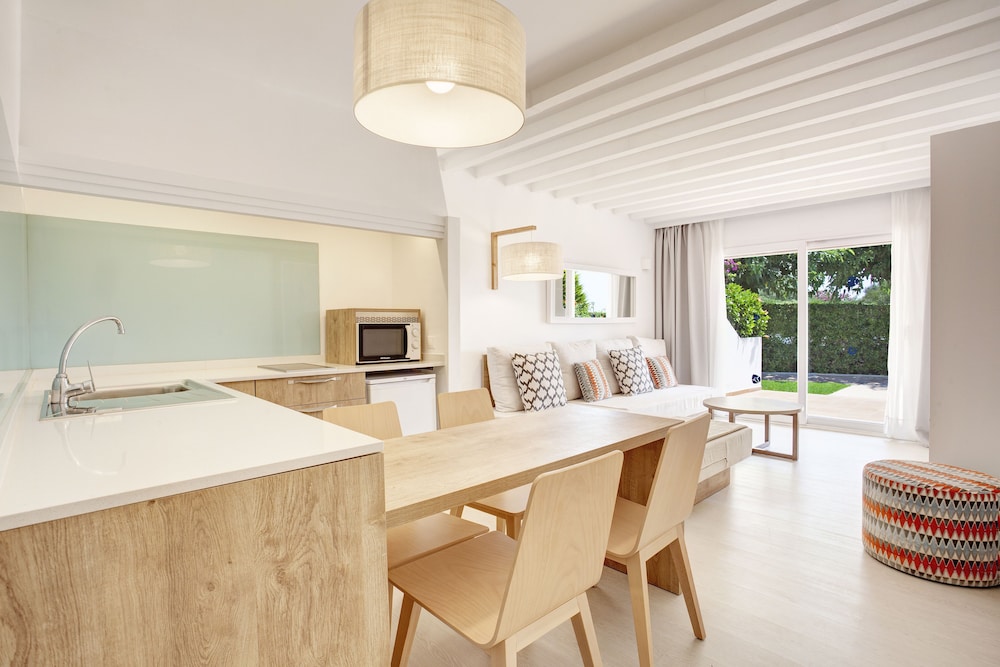 Grupotel Aldea Cala n Bosch 32/39
