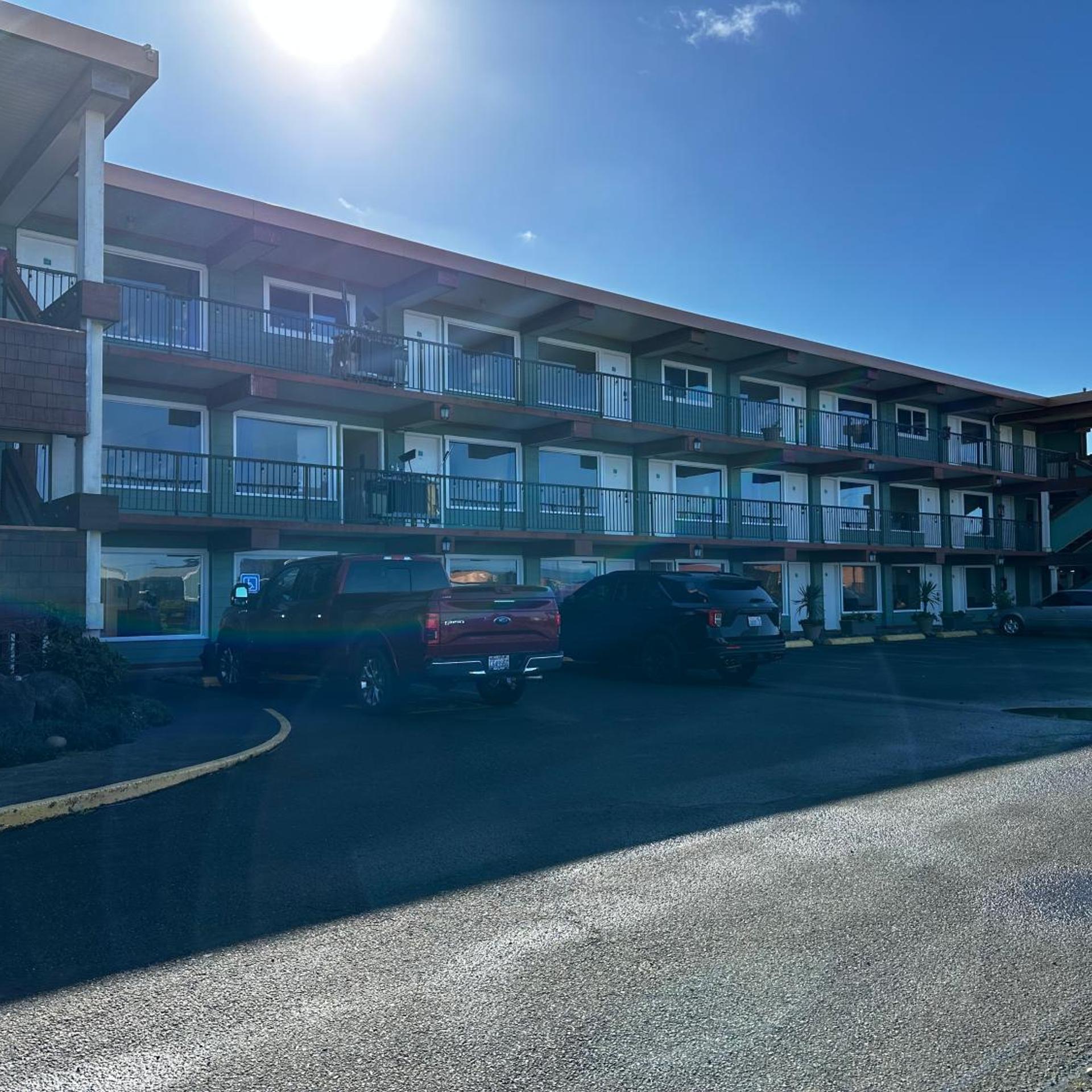 Westport Inn 5/50