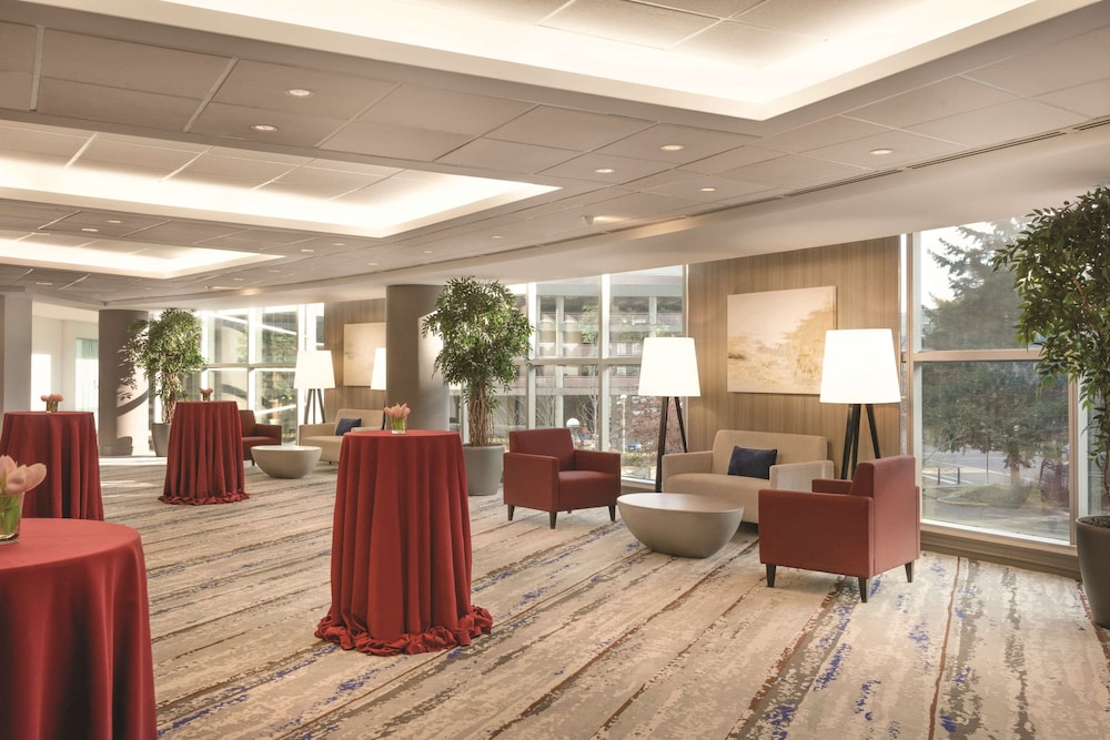 Radisson Hotel Vancouver Airport 27/45