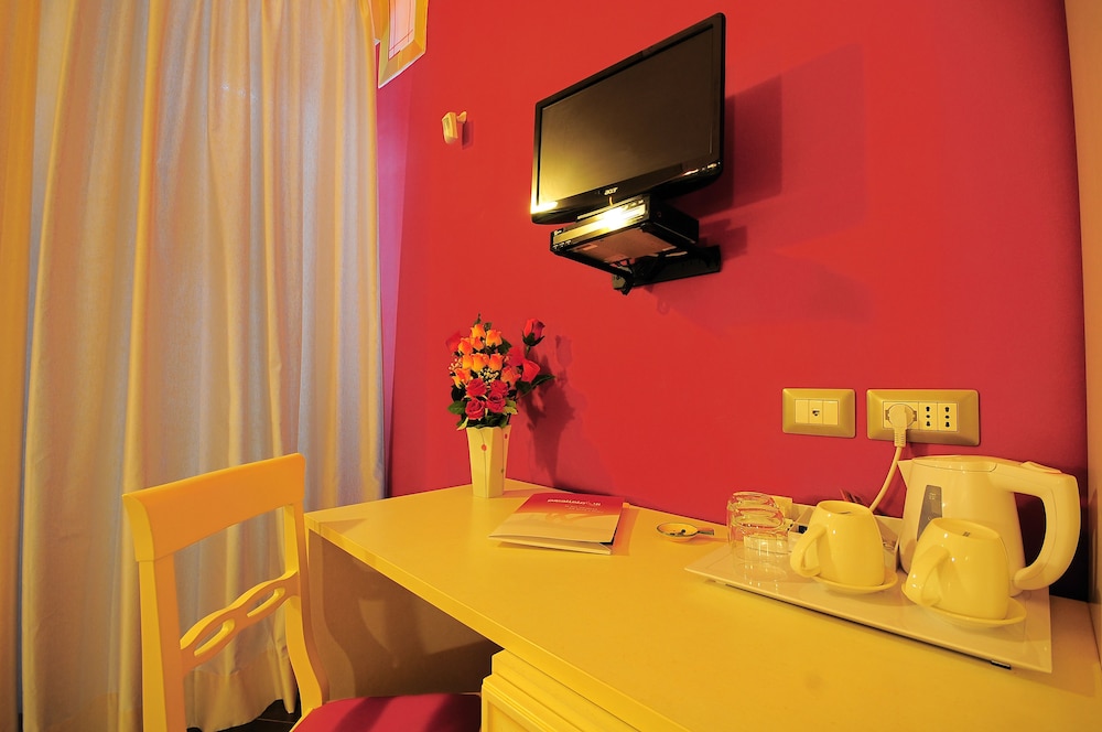 Relais Parallelo 41 26/38