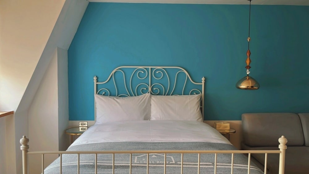 EXCLUSIVE, DOUBLE BED