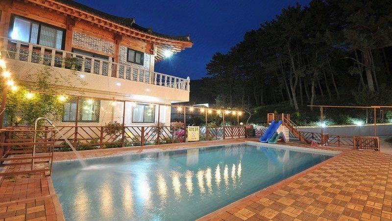 Tongyeong Happy Sea Pension 2/22