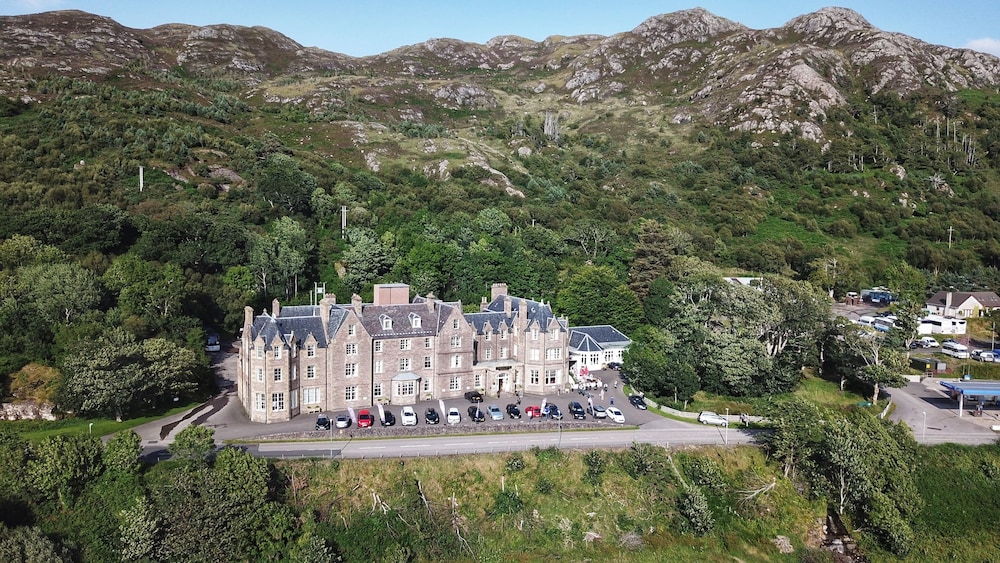 Gairloch Hotel 48/50