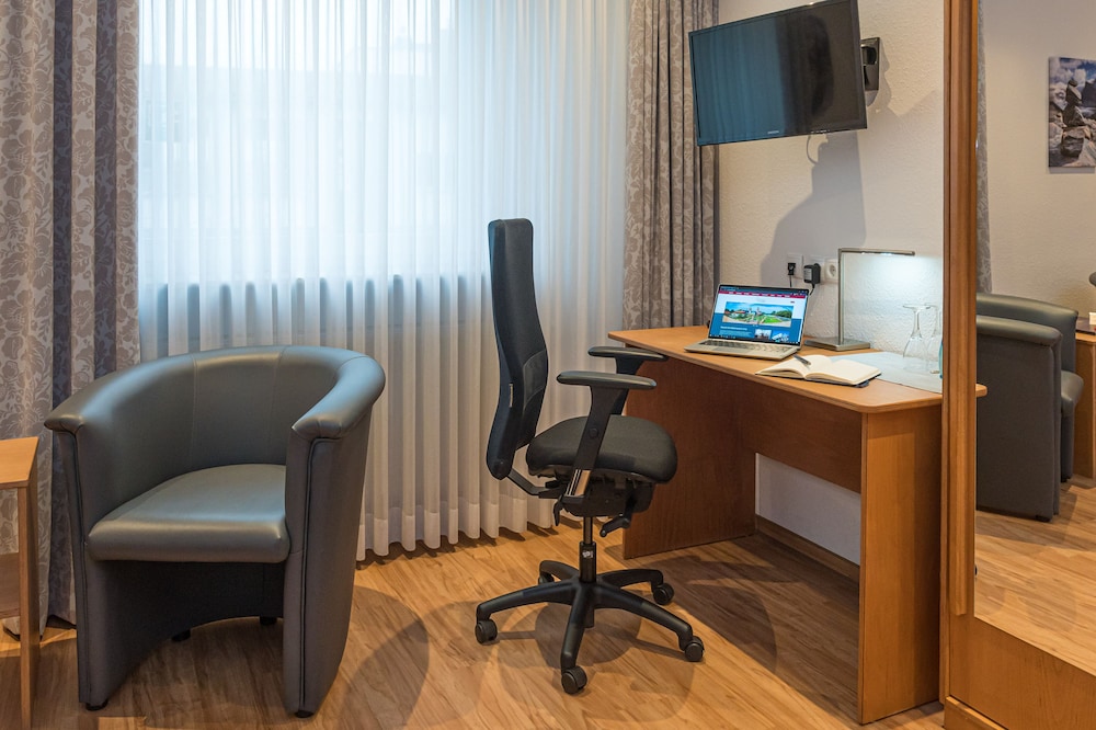 Hotel Elysee 22/37