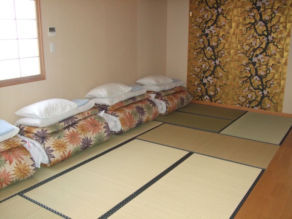 Hakodate Hotel Ekimae 23/33