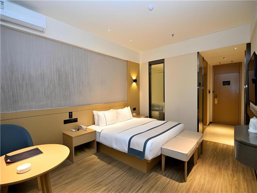 City Comfort Inn Kunming Nanping Wuyi Road Metro Station 22/44